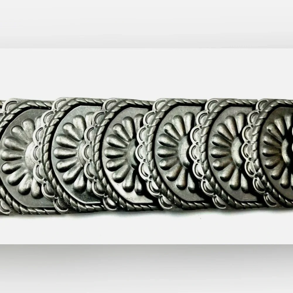 Women’s Vintage Silver Tone Coin Stretch Belt 80s Shiny Disc Metal Cincher Belt